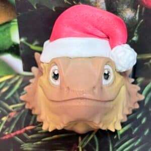 3D Printed Christmas Bearded Dragon Magnet- With Hat