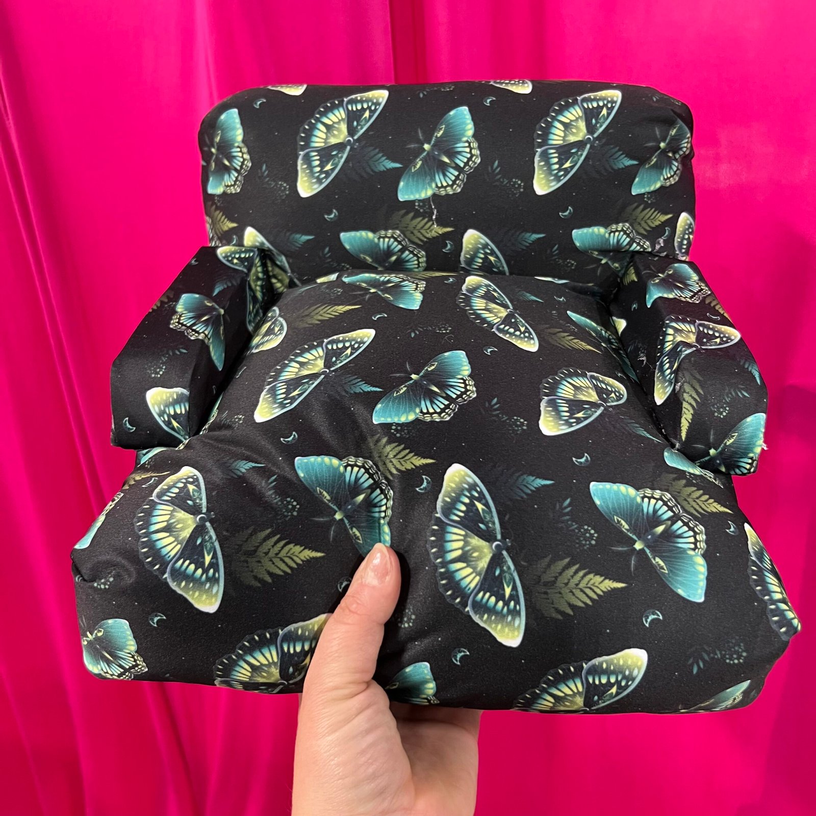 Water Resistant Reptile Couches - Image 10