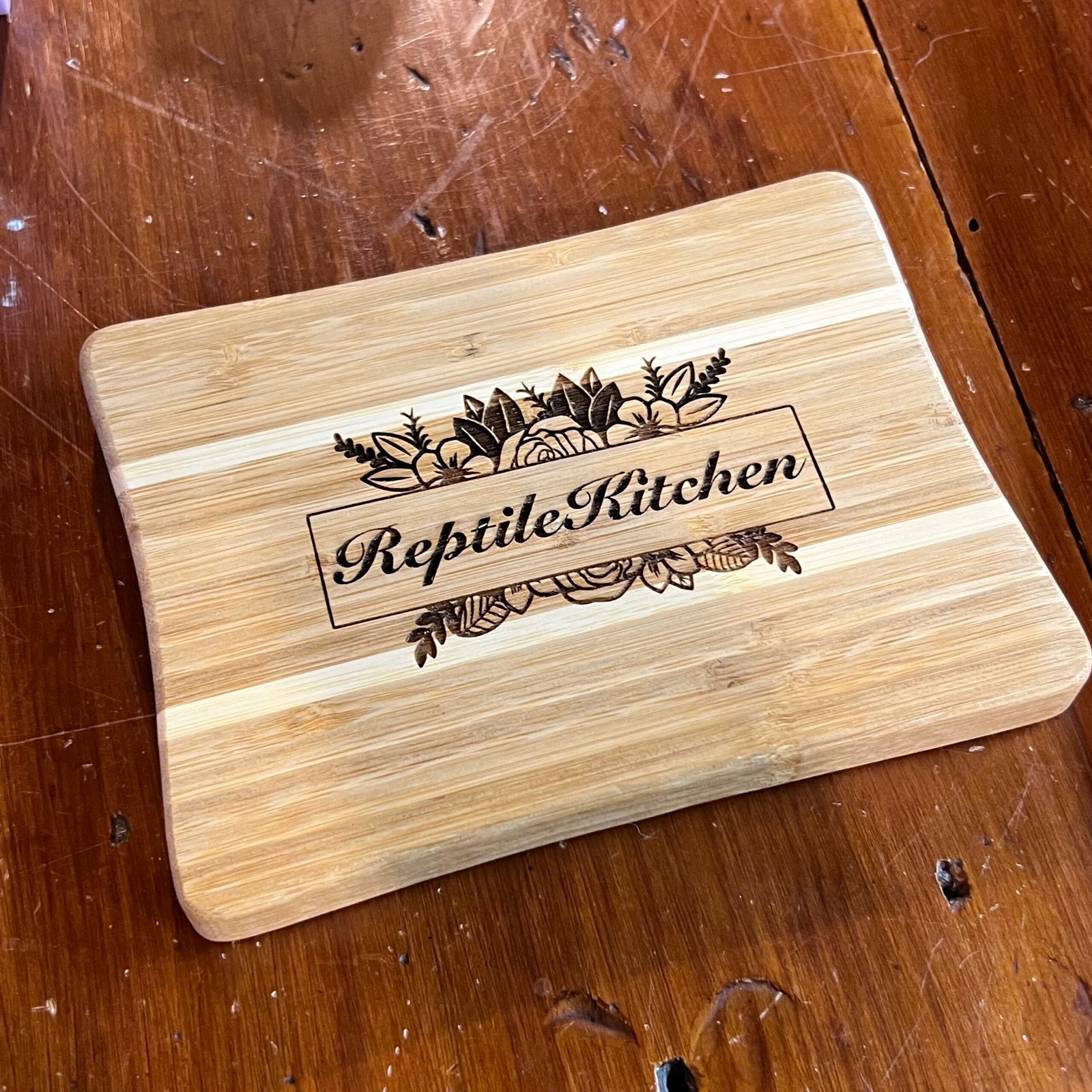 Reptile Lover's Bamboo Cutting Board - Image 9